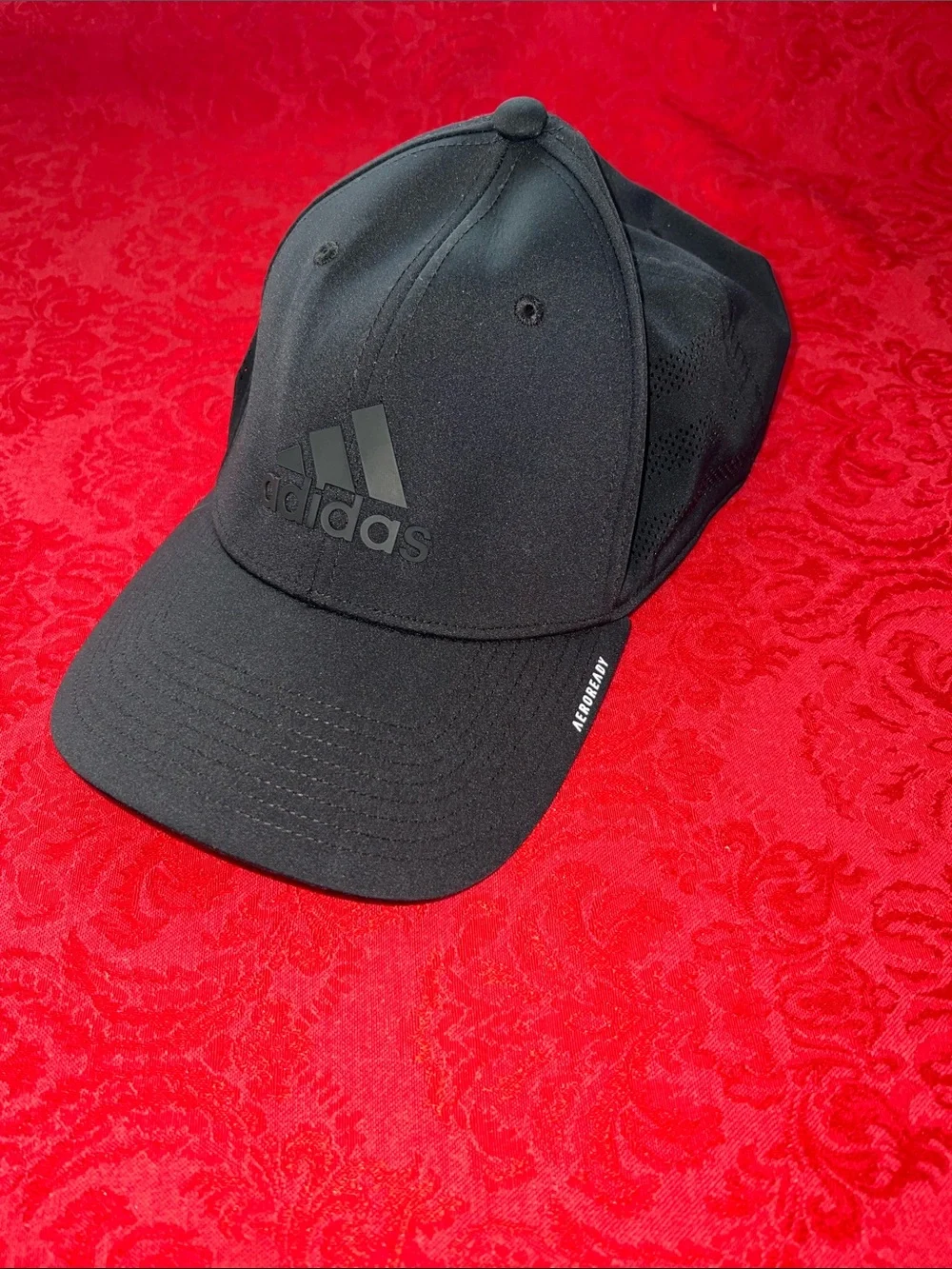 adidas Aeroready Black Performance Baseball Cap L/XL Mesh Vent Running Golf Hat